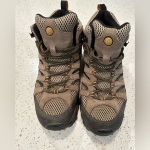 Merrell Men's Moab 2 Mid Waterproof Hiking Boots